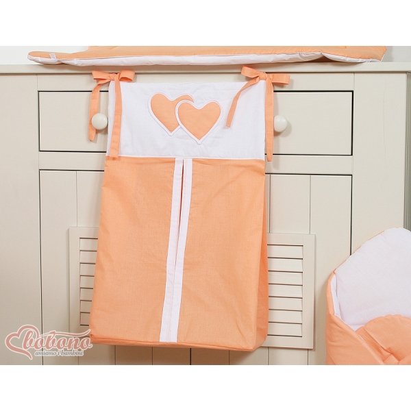 Windelntasche für Babybett - Hängende Herzen orange